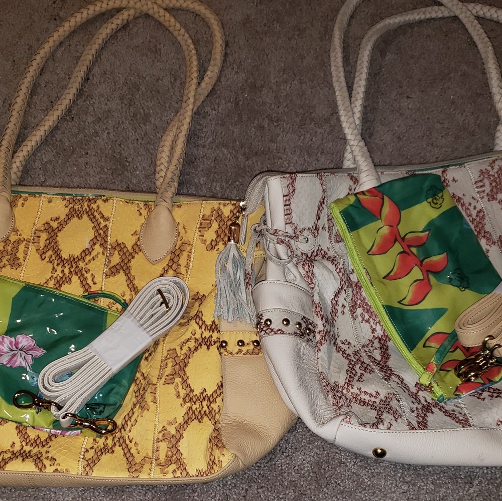 RARE 💕 PACKAGE DEAL NWOT Chi By Falchi Purses